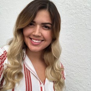 Meet your Posher, Elizabeth